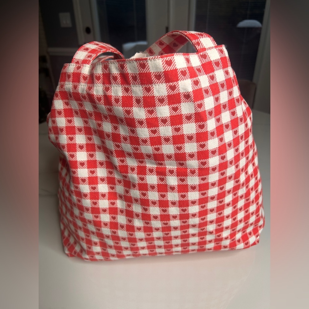 Wild Fable Hearts Carry Bag - Picture 10 of 13